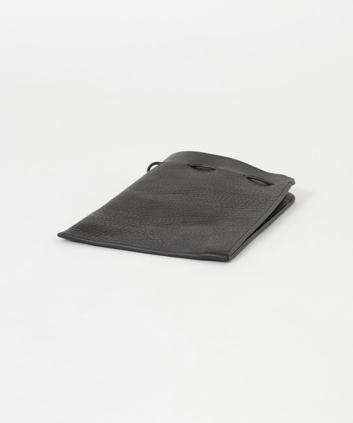 ITTI(イッチ)の「ITTI HERRIE KINCHAKU POUCH-PM(ショルダーバッグ・レディース・ブラック・-)」の4枚目の写真