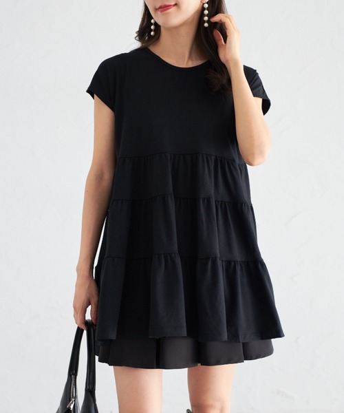 tocco closet(トッコ クローゼット)の「【ZOZO限定】ティアードチュニックトップス(Tシャツ/カットソー・レディース・チャコール/モカ/ブラック/グレイッシュベージュ・M)」の5枚目の写真