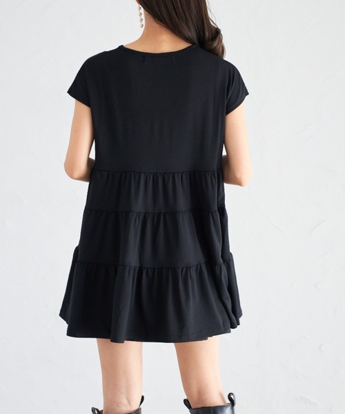 tocco closet(トッコ クローゼット)の「【ZOZO限定】ティアードチュニックトップス(Tシャツ/カットソー・レディース・チャコール/モカ/ブラック/グレイッシュベージュ・M)」の7枚目の写真