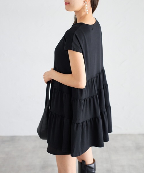 tocco closet(トッコ クローゼット)の「【ZOZO限定】ティアードチュニックトップス(Tシャツ/カットソー・レディース・チャコール/モカ/ブラック/グレイッシュベージュ・M)」の14枚目の写真