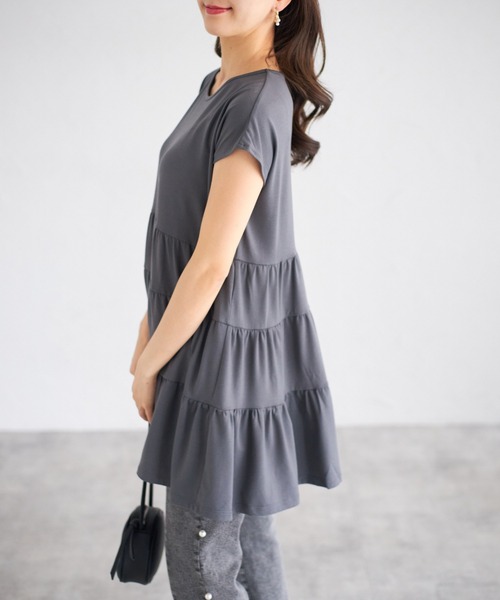 tocco closet(トッコ クローゼット)の「【ZOZO限定】ティアードチュニックトップス(Tシャツ/カットソー・レディース・チャコール/モカ/ブラック/グレイッシュベージュ・M)」の22枚目の写真