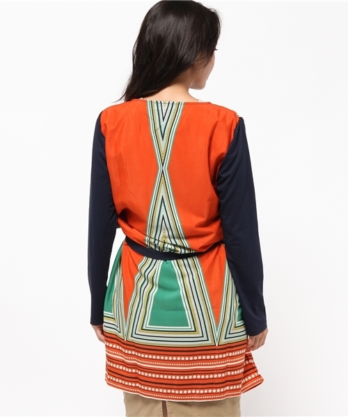PAPILLONNER（パピヨネ）の「バックプリントカーディ（カーディガン/ボレロ・レディース・オレンジ・FREE）」の4枚目の写真