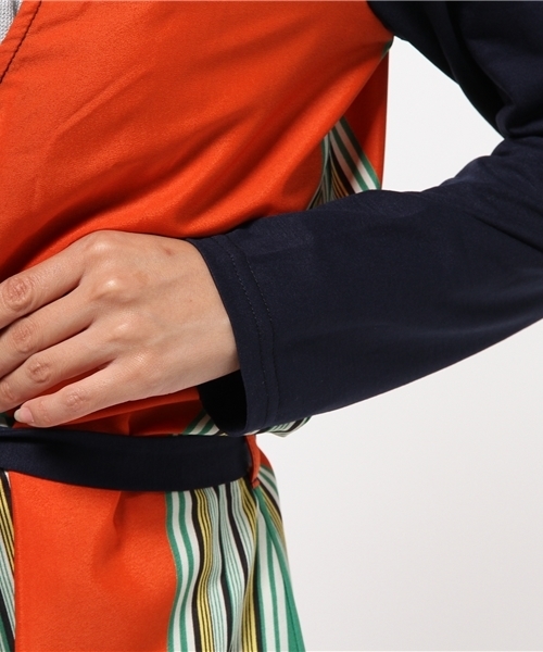 PAPILLONNER（パピヨネ）の「バックプリントカーディ（カーディガン/ボレロ・レディース・オレンジ・FREE）」の7枚目の写真