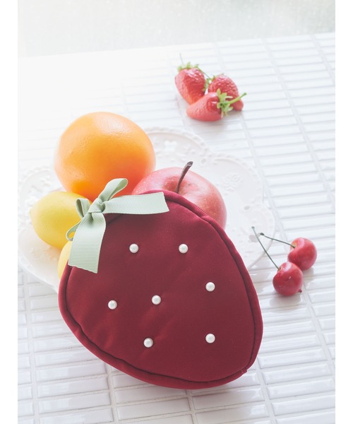 familiar いちご　ポシェット ファミリア ポシェット イチゴ Amazon.co.jp: ファミリア