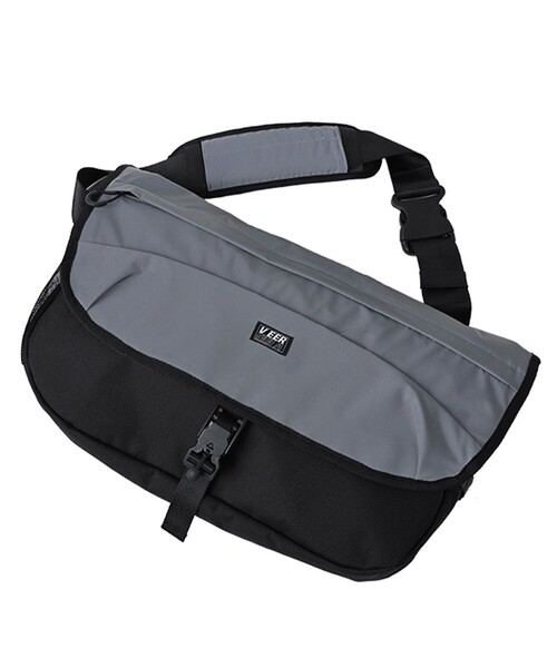 KiU（キウ）の「KiU/キウ FULL REF MESSENGER BAG/フルリフレクターメッセンジャーバッグ（ショルダーバッグ・メンズ・グレー/ブラック・ONE SIZE）」の18枚目の写真