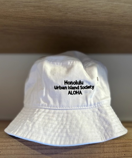 【URBAN ISLAND SOCIETY/アーバンアイランドソサエティ】BUCKET HAT/ワンポイントロゴバケハ(バケットハット)(ハット)|URBAN ISLAND SOCIETY(アーバンアイランドソサエティ) 【URBAN ISLAND SOCIETY/アーバンアイランドソサエティ】BUCKET HAT/ワンポイントロゴバケハ(バケットハット)(ハット)|URBAN ISLAND SOCIETY(アーバンアイランドソサエティ)