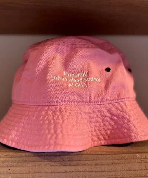 【URBAN ISLAND SOCIETY/アーバンアイランドソサエティ】BUCKET HAT/ワンポイントロゴバケハ(バケットハット)(ハット)|URBAN ISLAND SOCIETY(アーバンアイランドソサエティ) 【URBAN ISLAND SOCIETY/アーバンアイランドソサエティ】BUCKET HAT/ワンポイントロゴバケハ(バケットハット)(ハット)|URBAN ISLAND SOCIETY(アーバンアイランドソサエティ)