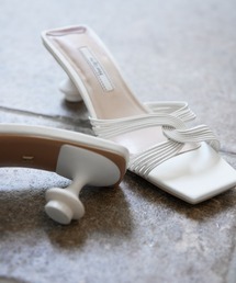 Her lip to サンダル 厚底 ホワイト Her lip to（ハーリップトゥー）の「Big Bow Sandals（サンダル）」 - WEAR