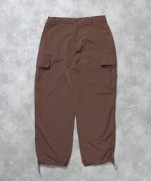 FFEIN（フェイン）の「【FFEIN(フェイン)】ナイロンテックワイドカーゴパンツ / ドローコード ブロークコア シティ ワンポイント シンプル ノームコア（カーゴパンツ）」