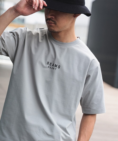 BEAMS HEART（ビームスハート）の「【ユニセックス】BEAMS HEART ロゴ ショートスリーブ カットソー（吸水速乾・毛玉軽減）（Tシャツ/カットソー・メンズ・グリーン系その他/ホワイト/ブルー系その他/グレー・XL/L/M/S）」の2枚目の写真