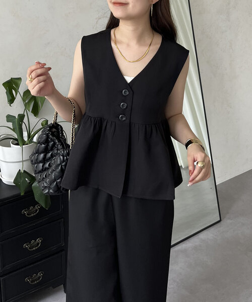 prose verse（プロズヴェール）の「【セットアップ】ショートペプラムジレ×ワイドパンツ（つなぎ/オールインワン・レディース・ブラック・MEDIUM/PM）」の15枚目の写真