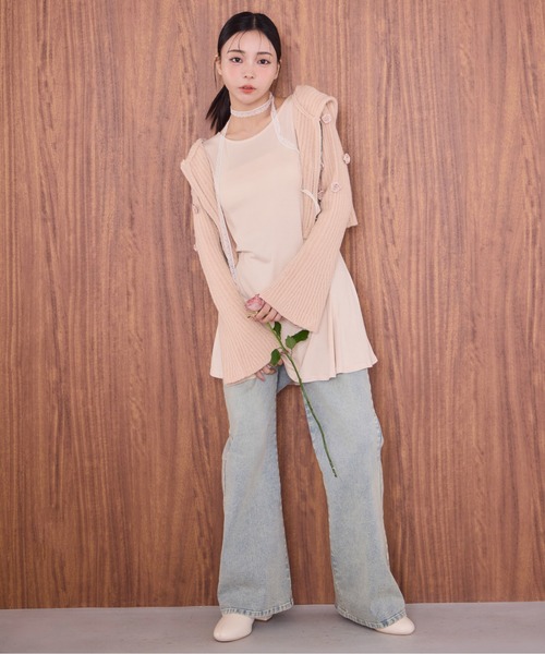 one after another NICE CLAUP(ワンアフターアナザーナイスクラップ)の「ローズニットパーカー(パーカー・レディース・ピンク/ブラック/オフホワイト・FREE)」の5枚目の写真