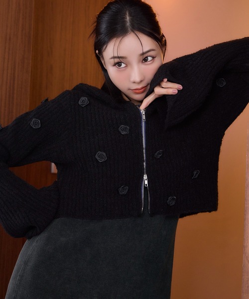 one after another NICE CLAUP(ワンアフターアナザーナイスクラップ)の「ローズニットパーカー(パーカー・レディース・ピンク/ブラック/オフホワイト・FREE)」の15枚目の写真