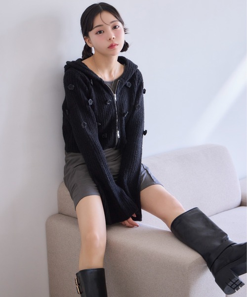 one after another NICE CLAUP(ワンアフターアナザーナイスクラップ)の「ローズニットパーカー(パーカー・レディース・ピンク/ブラック/オフホワイト・FREE)」の10枚目の写真