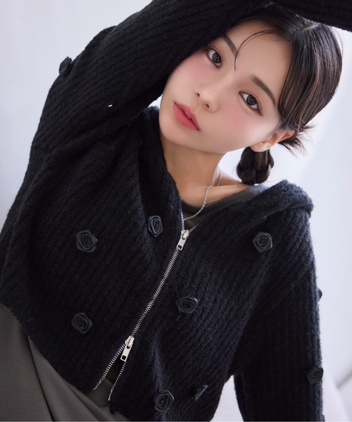 one after another NICE CLAUP(ワンアフターアナザーナイスクラップ)の「ローズニットパーカー(パーカー・レディース・ピンク/ブラック/オフホワイト・FREE)」の8枚目の写真