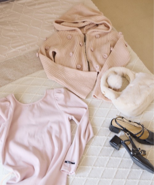 one after another NICE CLAUP(ワンアフターアナザーナイスクラップ)の「ローズニットパーカー(パーカー・レディース・ピンク/ブラック/オフホワイト・FREE)」の13枚目の写真