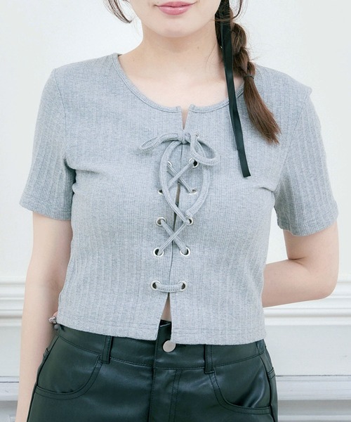 ems excite(エムズエキサイト)の「ハトメレースアップCT(Tシャツ/カットソー・レディース・ダークグレー/ブラック/オフホワイト・FREE)」の13枚目の写真