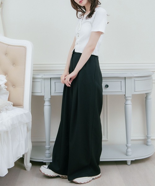 新品タグ付　ameri  レーストップス　カットソー Ameri（アメリ）の「LACE COLORFUL CUT TOP（Tシャツ/カットソー