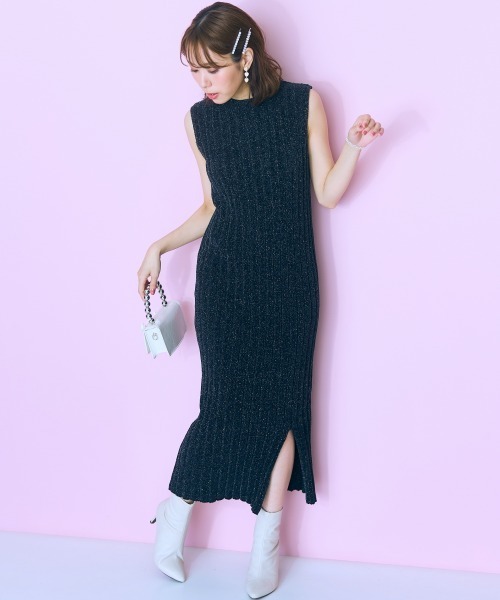 marun(マルン)の「<大きいサイズ> ラメモールリブニットワンピース marun(ワンピース・レディース・ピンク/ブラック・4L/3L/5L/LL/L)」の5枚目の写真
