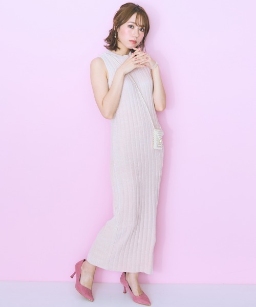marun(マルン)の「<大きいサイズ> ラメモールリブニットワンピース marun(ワンピース・レディース・ピンク/ブラック・4L/3L/5L/LL/L)」の12枚目の写真