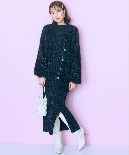 marun(マルン)の「<大きいサイズ> ラメモールリブニットワンピース marun(ワンピース・レディース・ピンク/ブラック・4L/3L/5L/LL/L)」の22枚目の写真