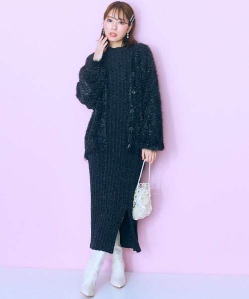 marun(マルン)の「<大きいサイズ> ラメモールリブニットワンピース marun(ワンピース・レディース・ピンク/ブラック・4L/3L/5L/LL/L)」の15枚目の写真