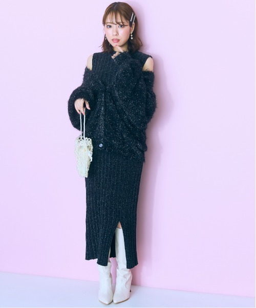 marun(マルン)の「<大きいサイズ> ラメモールリブニットワンピース marun(ワンピース・レディース・ピンク/ブラック・4L/3L/5L/LL/L)」の16枚目の写真