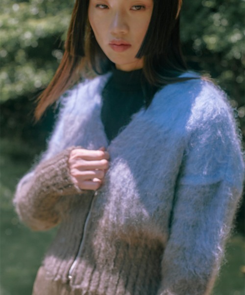 ✨美品　テーロプラン　Atitaya Colour Gradient Knit TELOPLAN（テーロプラン）の「Atitaya Colour Gradient Knit