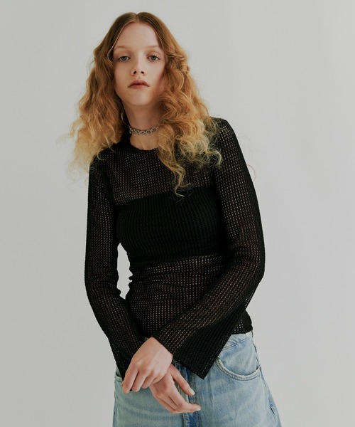 kiehtova(キエトヴァ)の「【kiehtova】BELL SLEEVE MESH KNIT KTWR4(ニット/セーター・レディース・ブラック/ホワイト・FREE)」の11枚目の写真