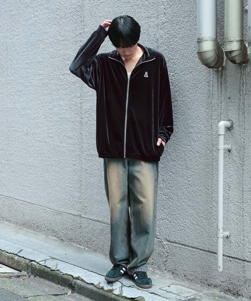 ALAND（エーランド）の「【UNISEX】ALAND／ベロアZIPジャージ（ジャージ・レディース・チャコール/ブラック・SMALL/LARGE）」の4枚目の写真