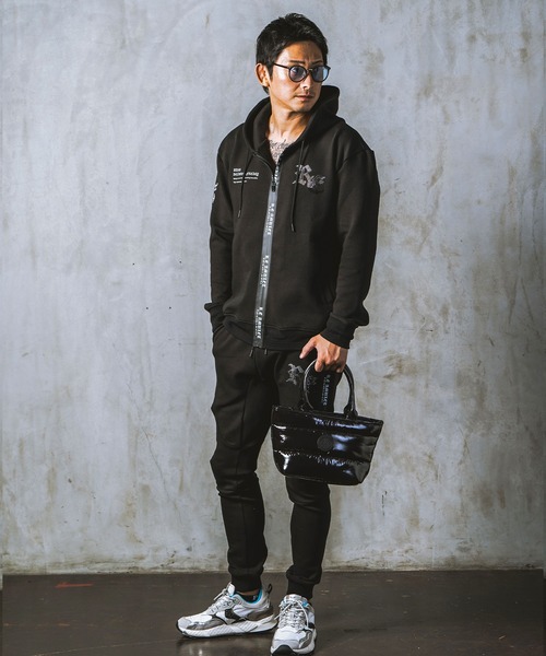 値下げ中✨超レア✨ アダムスジャグラー RTEG N/キルトミニトート ブラック 値下げ中✨超レア✨ アダムスジャグラー RTEG N/キルトミニトート