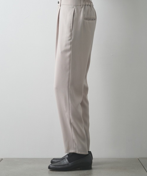STUDIOUS(ステュディオス)の「【STUDIOUS】STAR FLEX TAPERD PANTS/シワになりにくい/ウエスト調整可能(スラックス・メンズ・ブラック/ライトベージュ・1/2)」の21枚目の写真