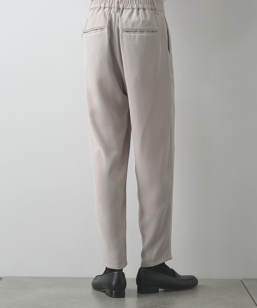 STUDIOUS(ステュディオス)の「【STUDIOUS】STAR FLEX TAPERD PANTS/シワになりにくい/ウエスト調整可能(スラックス・メンズ・ブラック/ライトベージュ・1/2)」の22枚目の写真