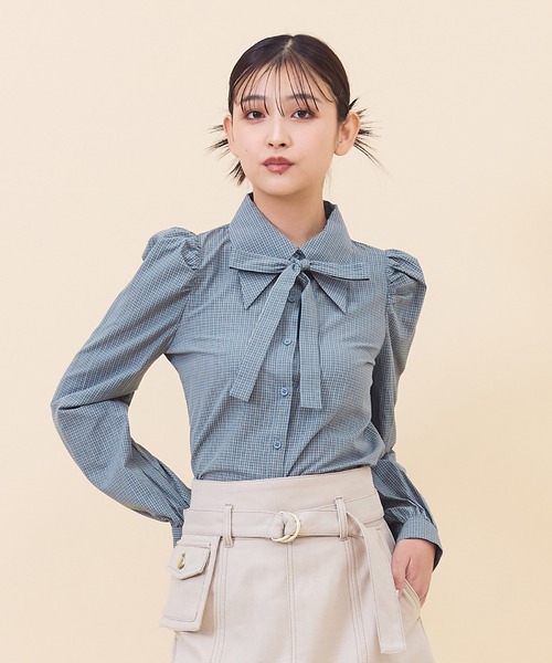 REDYAZEL（レディアゼル）の「リボンタイパフスリーブブラウス（シャツ/ブラウス・レディース・ベージュ系その他/オフホワイト/ネイビー系・FREE）」の11枚目の写真