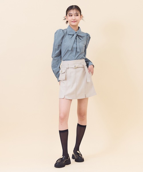 REDYAZEL（レディアゼル）の「リボンタイパフスリーブブラウス（シャツ/ブラウス・レディース・ベージュ系その他/オフホワイト/ネイビー系・FREE）」の14枚目の写真