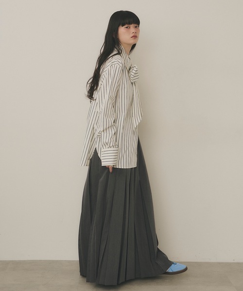 VIOLETTA（ヴィオレッタ）の「ストライプ柄ボウタイシャツ（シャツ/ブラウス・レディース・アイボリー/ブルー・FREE）」の17枚目の写真