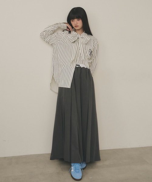 VIOLETTA（ヴィオレッタ）の「ストライプ柄ボウタイシャツ（シャツ/ブラウス・レディース・アイボリー/ブルー・FREE）」の19枚目の写真