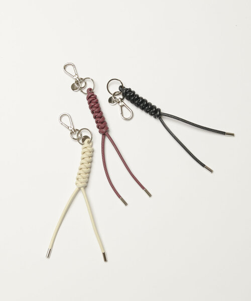 ITTI（イッチ）の「【ITTI/イッチ】CRISTY SNAKEKNOT CHARM / STCOW（ブローチ/コサージュ・メンズ・ブラック/アイボリー/バーガンディー/グレー系その他・FREE）」の12枚目の写真