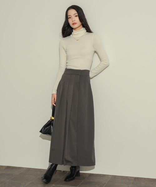 レイヤードプリーツスカート（スカート）｜NEUNA（ヌナ）