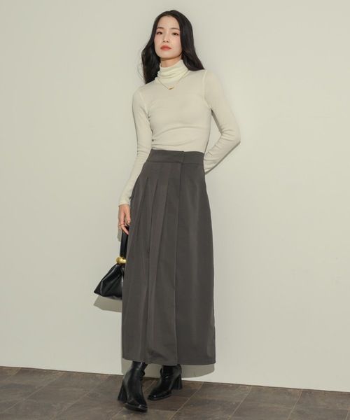 レイヤードプリーツスカート（スカート）｜NEUNA（ヌナ）