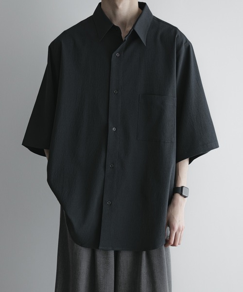 remer(リメール)の「loose Relax summer shirt / ルーズリラックスサマーシャツ《楊柳》(シャツ/ブラウス・メンズ・ブラック/キャメル/ライトグレー/ブルー/チャコールグレー/カーキ/ライトグリーン/パープル/マスタード・SMALL/X-SMALL/LARGE/MEDIUM)」の3枚目の写真