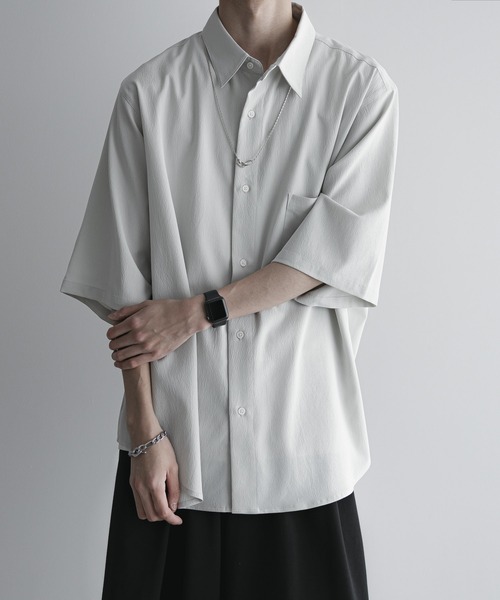 remer(リメール)の「loose Relax summer shirt / ルーズリラックスサマーシャツ《楊柳》(シャツ/ブラウス・メンズ・ブラック/キャメル/ライトグレー/ブルー/チャコールグレー/カーキ/ライトグリーン/パープル/マスタード・SMALL/X-SMALL/LARGE/MEDIUM)」の4枚目の写真
