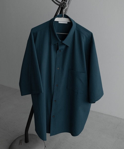 remer(リメール)の「loose Relax summer shirt / ルーズリラックスサマーシャツ《楊柳》(シャツ/ブラウス・メンズ・ブラック/キャメル/ライトグレー/ブルー/チャコールグレー/カーキ/ライトグリーン/パープル/マスタード・SMALL/X-SMALL/LARGE/MEDIUM)」の10枚目の写真
