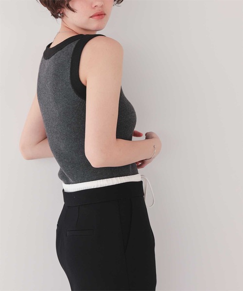 titivate（ティティベイト）の「配色リブニットタンクトップ（タンクトップ・レディース・ブラウン系その他2/ブラウン系その他/ブラック系その他/ホワイト系その他/ブルー系その他/イエロー系その他/グレー系その他/ホワイト系その他2/ブラック系その他2・L/M/S）」の6枚目の写真