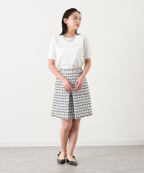 ANAYI(アナイ)の「BOTANIQUE ロゴ プルオーバー(ニット/セーター・レディース・オフホワイト/ネイビー・36/38)」の10枚目の写真