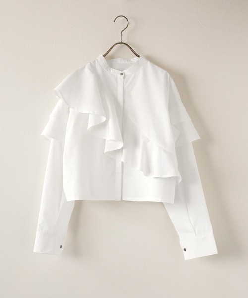 J by blue(ジェイバイブルー)の「ショートアシメラッフルシャツ(シャツ/ブラウス・レディース・ホワイト/ブルー/ブラック・MEDIUM)」の17枚目の写真