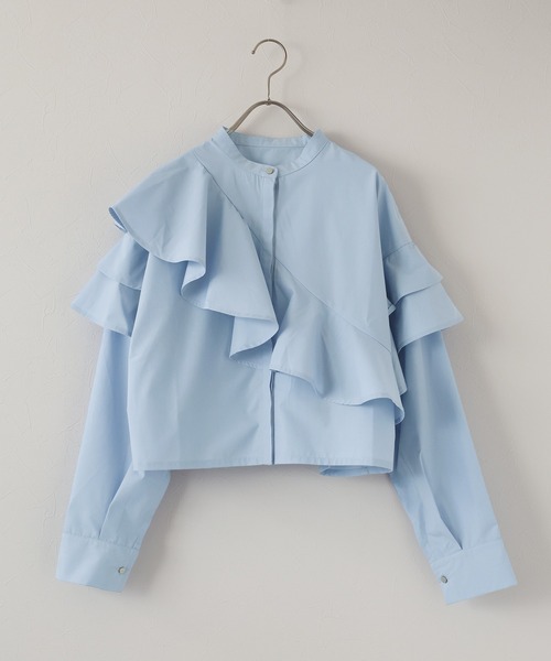 J by blue(ジェイバイブルー)の「ショートアシメラッフルシャツ(シャツ/ブラウス・レディース・ホワイト/ブルー/ブラック・MEDIUM)」の18枚目の写真