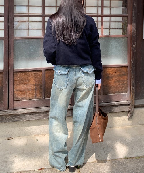 on:nue（オンニュ）の「【on:nue】[サイズ展開あり] バックポケットウォッシングワイドデニム（デニムパンツ・レディース・ブルー・LARGE/SMALL/MEDIUM）」の4枚目の写真