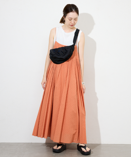 OOFOS(ウーフォス)の「《追加》OOFOS/ウーフォス Oomega OOMEGA(サンダル・レディース・ブラック/ベージュ系その他・23cm/24cm/25cm)」の19枚目の写真