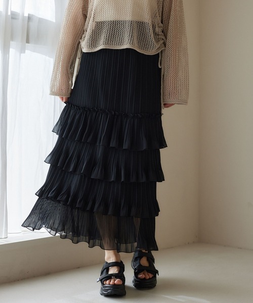 mysty woman(ミスティウーマン)の「ティアードプリーツスカート 320385(スカート・レディース・アイボリー/ブラック/グレー・FREE)」の2枚目の写真